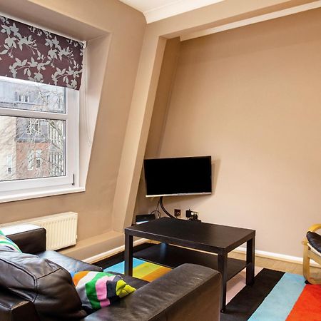 Perfect Perch For Legal Eagle - Winchester Law Courts, High St, Westgate Museum Apartment Luaran gambar