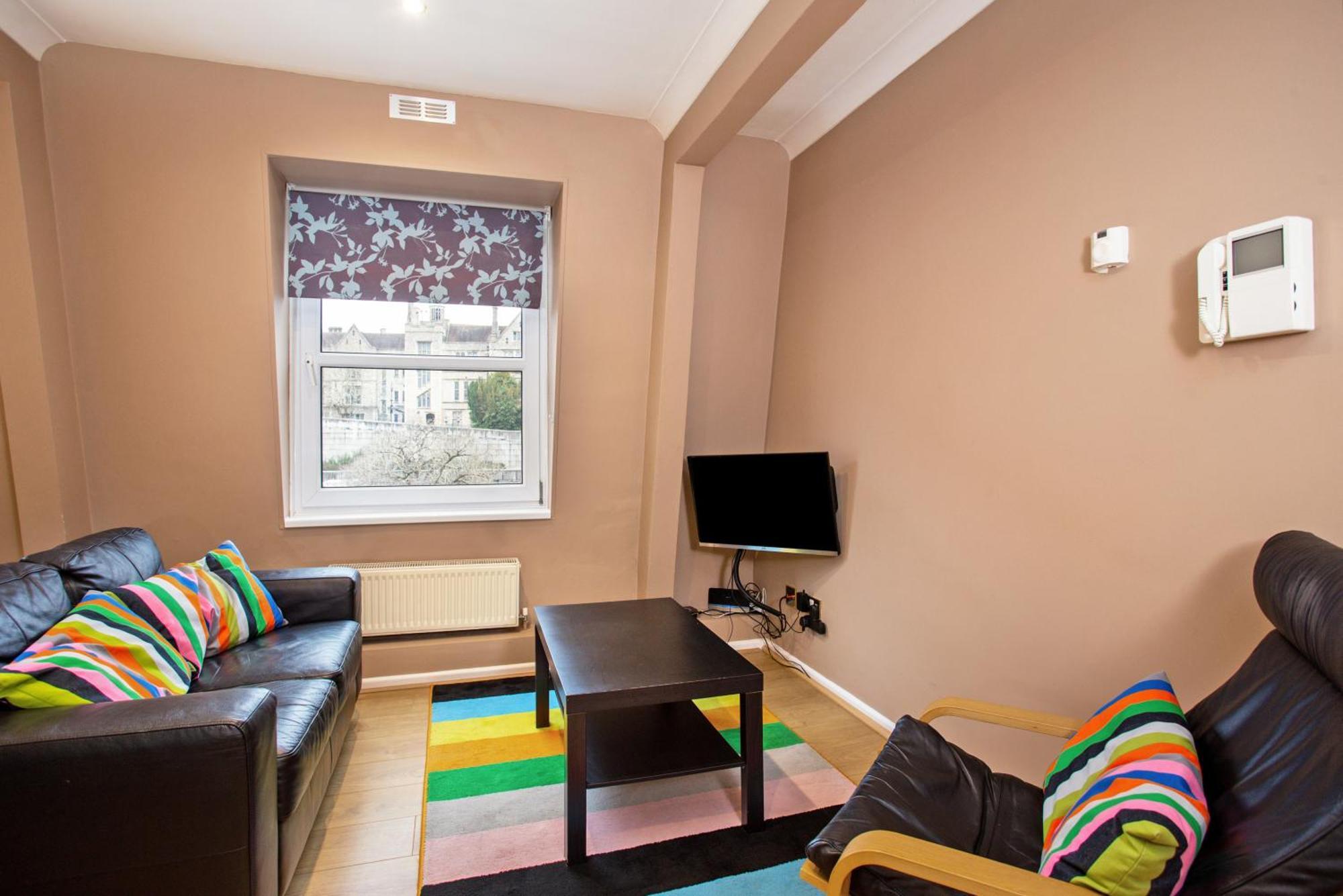 Perfect Perch For Legal Eagle - Winchester Law Courts, High St, Westgate Museum Apartment Luaran gambar